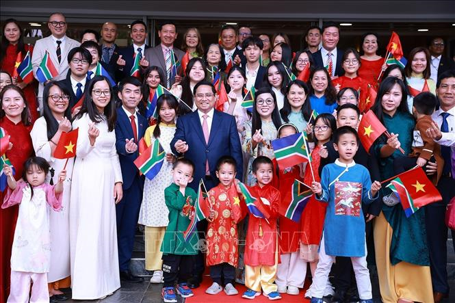 Thủ tướng Phạm Minh Chính gặp gỡ cộng đồng người Việt tại Nam Phi