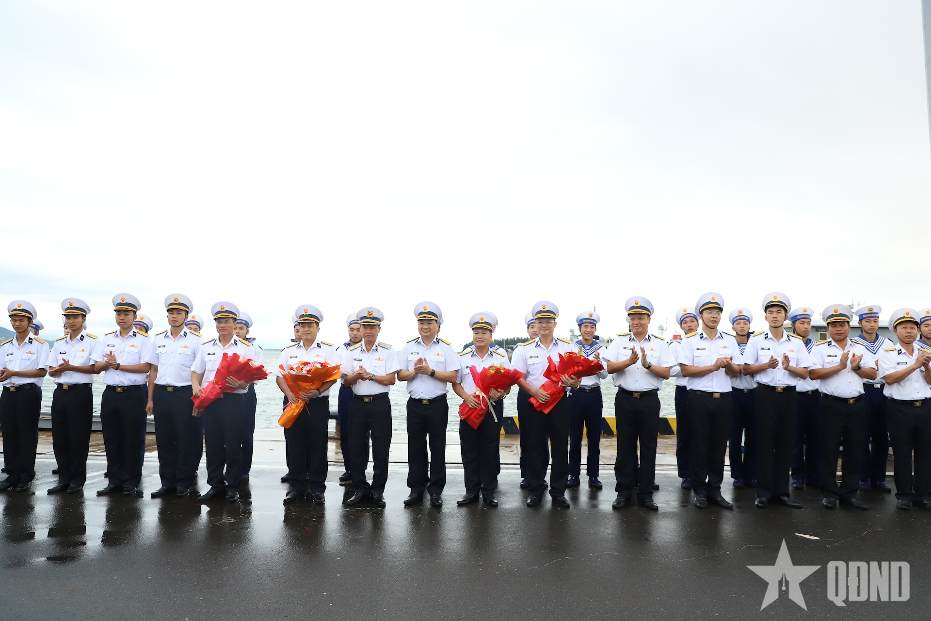 Tàu 015-Trần Hưng Đạo lên đường thăm Trung Quốc, Nhật Bản, Hàn Quốc