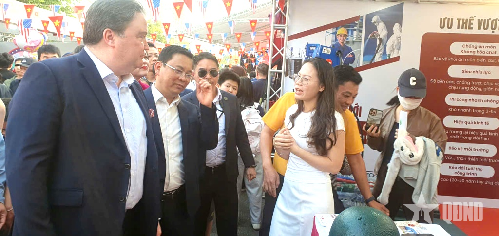 Nhiều hoạt động văn hóa đặc sắc tại Lễ hội Hữu nghị Hoa Kỳ - Việt Nam