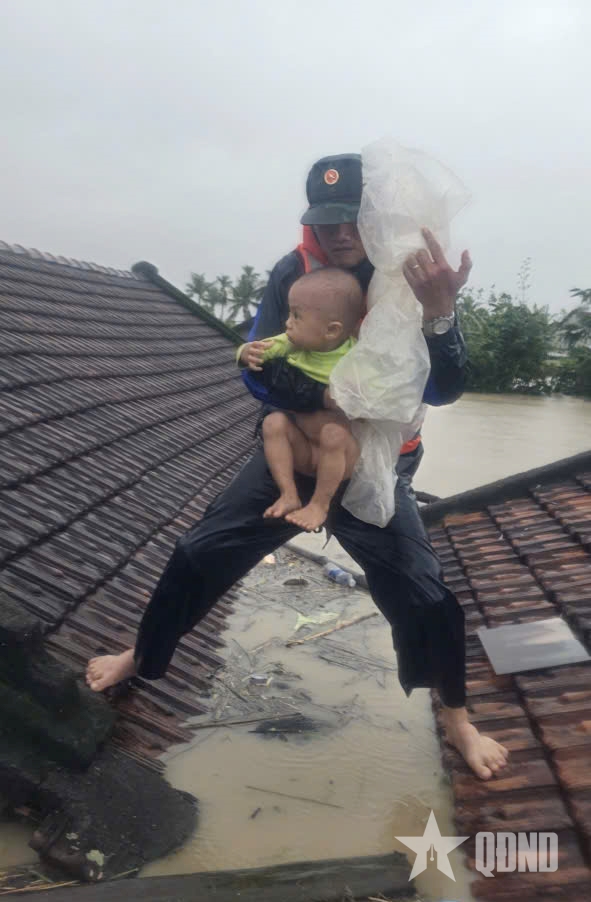 Vì nhân dân quên mình