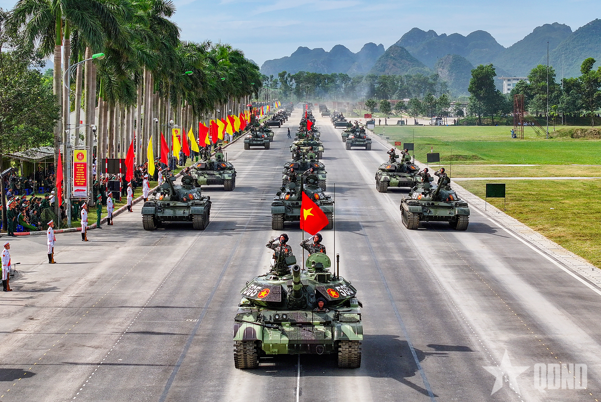 Thao luyện cùng những 