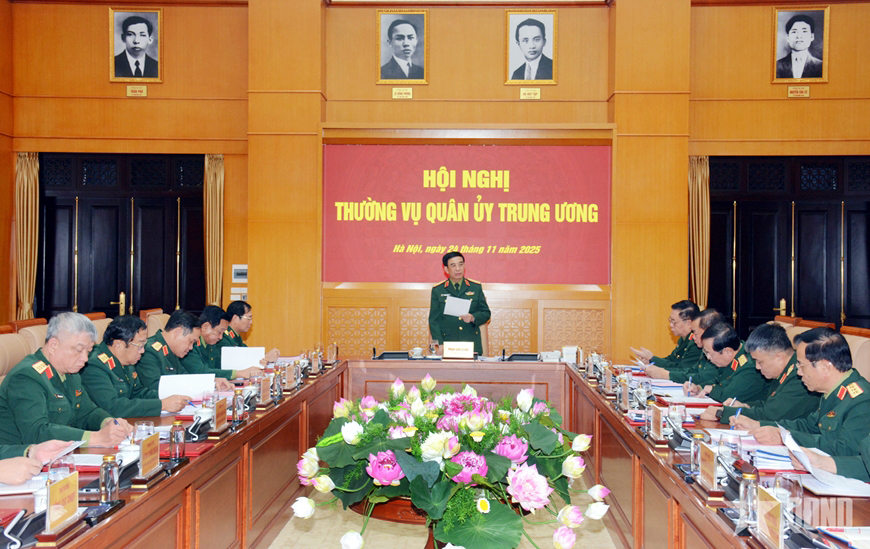 Đại tướng Phan Văn Giang chủ trì Hội nghị Thường vụ Quân ủy Trung ương