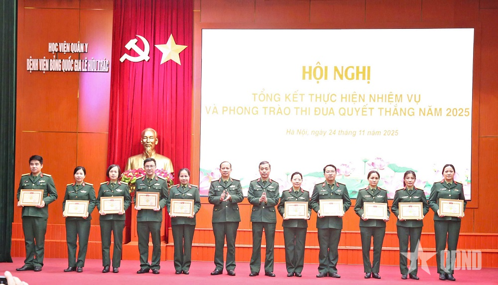 Bệnh viện Bỏng Quốc gia Lê Hữu Trác tổng kết nhiệm vụ và Phong trào Thi đua Quyết thắng năm 2025