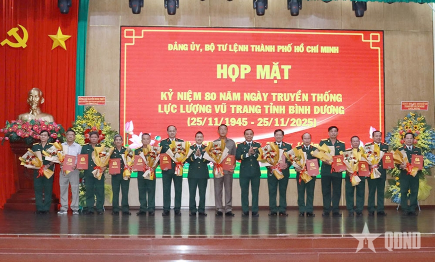 Họp mặt kỷ niệm 80 năm Ngày truyền thống Lực lượng vũ trang tỉnh Bình Dương