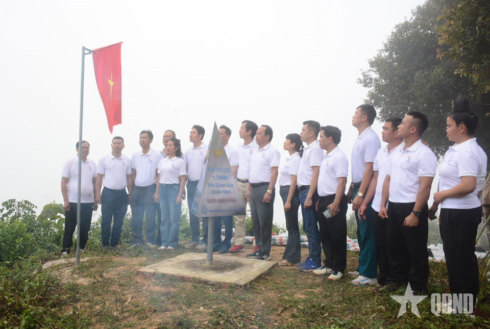 Điện Biên: Chinh phục đỉnh núi Pu Tó Cọ, khám phá Điện Biên Phủ từ trên cao