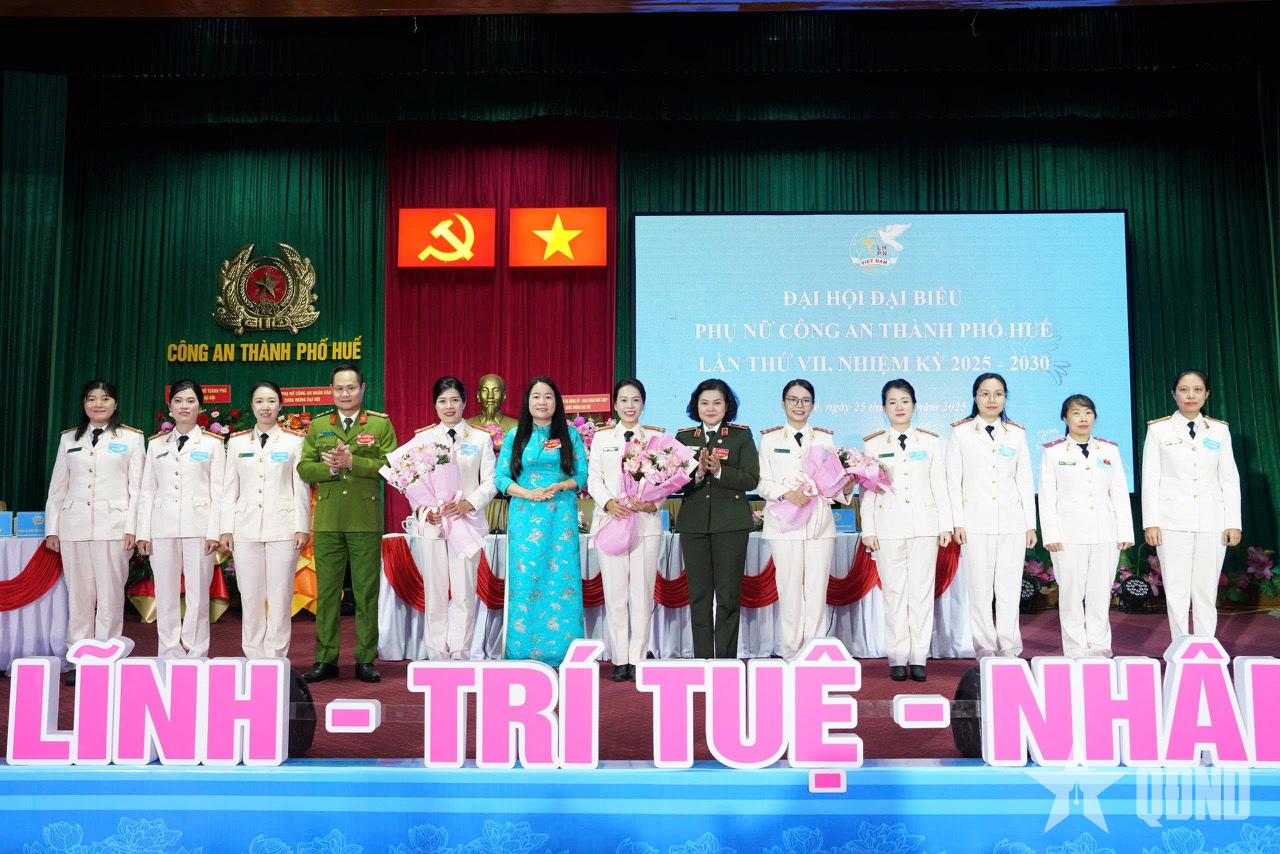 Phụ nữ Công an TP Huế: Triển khai 44 mô hình, công trình nhân văn và hiệu quả