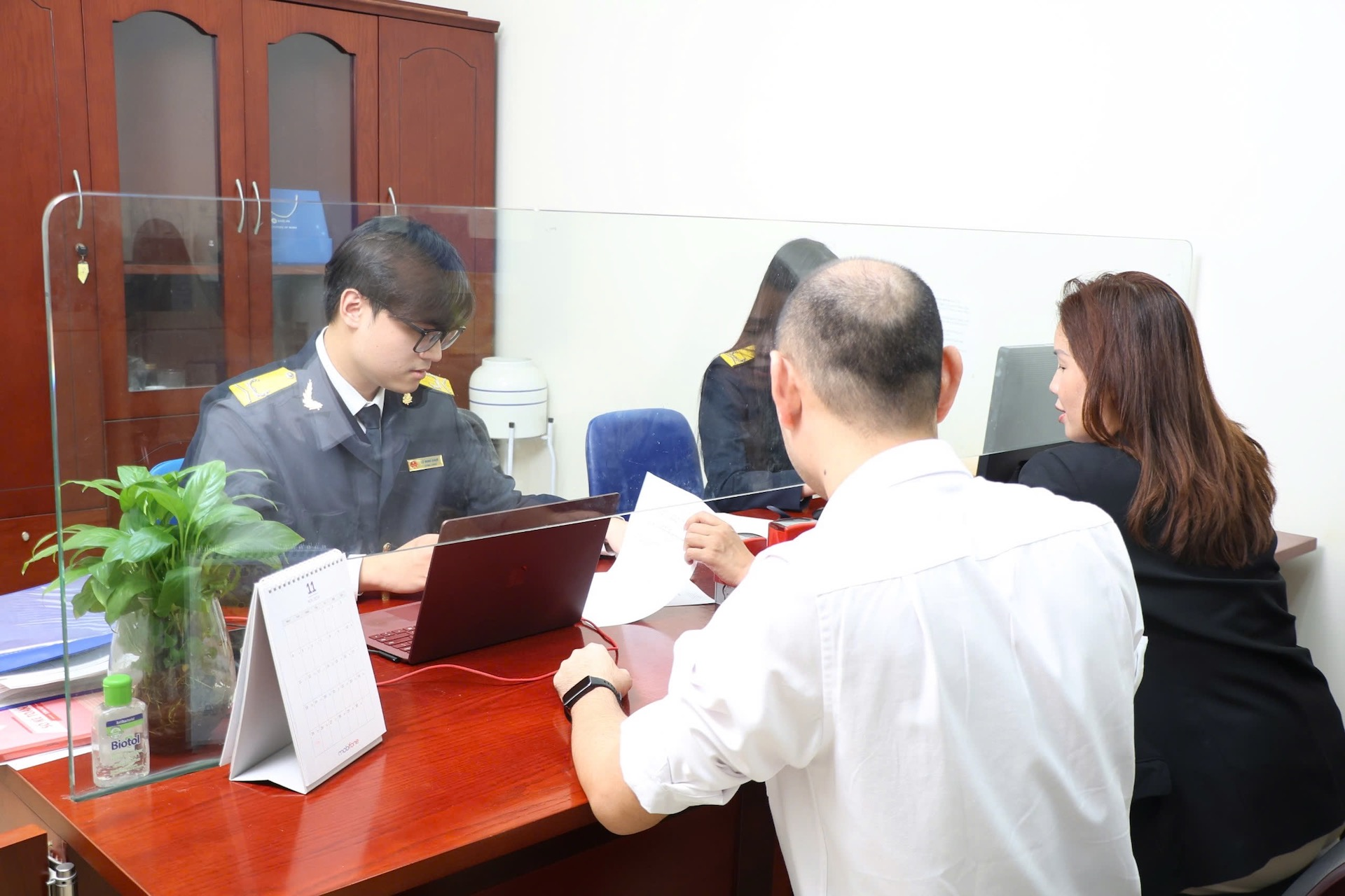 Khẩn trương hỗ trợ người nộp thuế tại các địa phương bị tổn thất do bão lũ