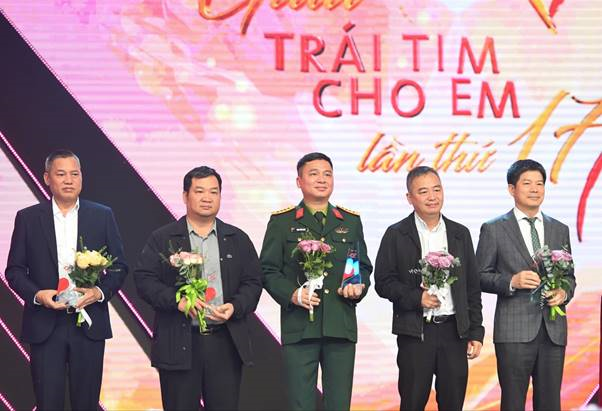 Chặng đường 17 năm hòa nhịp yêu thương cùng “Trái tim cho em”