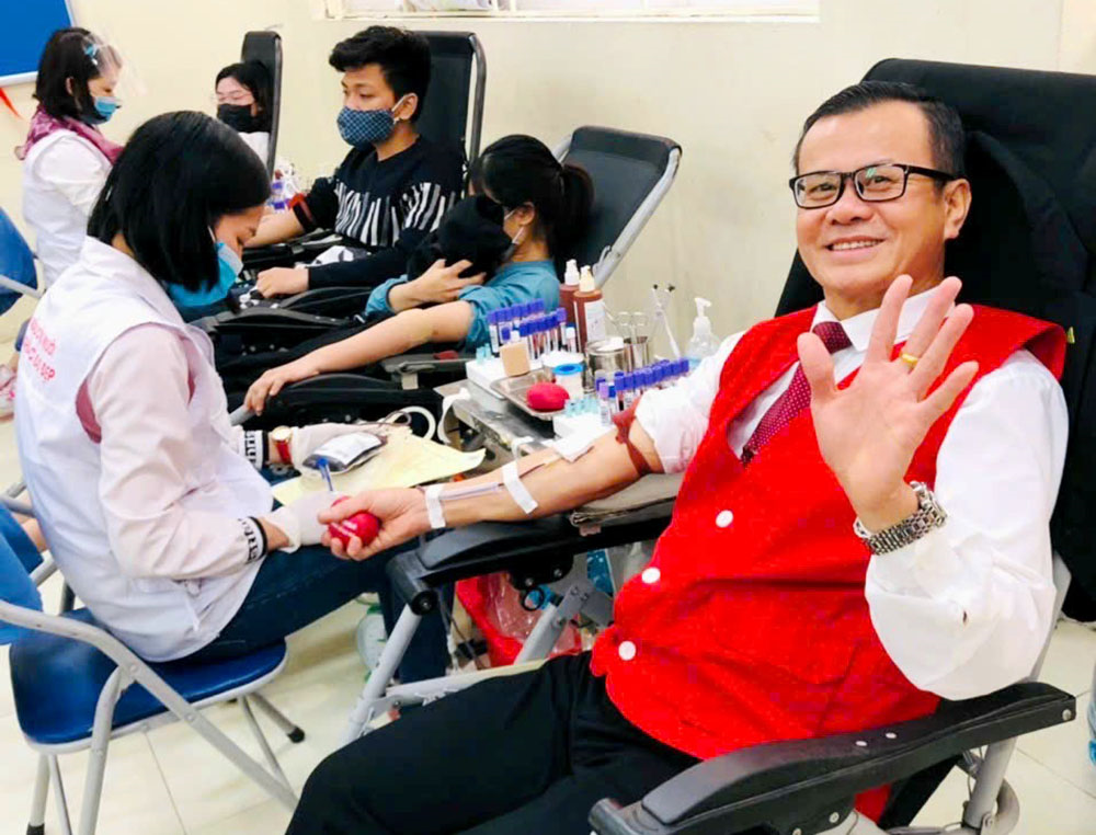 Tận tâm làm việc thiện