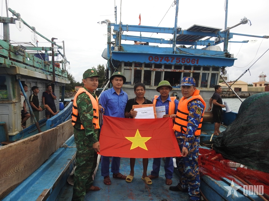 Đặc khu Trường Sa triển khai đồng bộ các phương án phòng, chống bão số 15 (Koto)