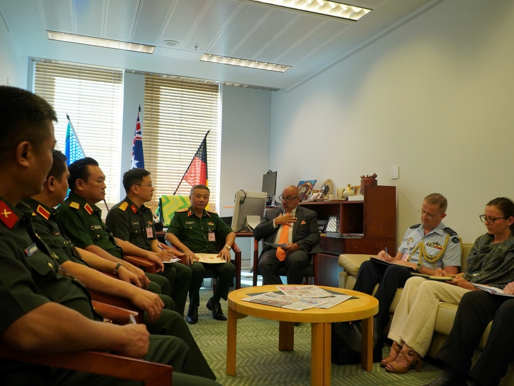 Phối hợp với Australia trong việc tìm kiếm hài cốt liệt sĩ