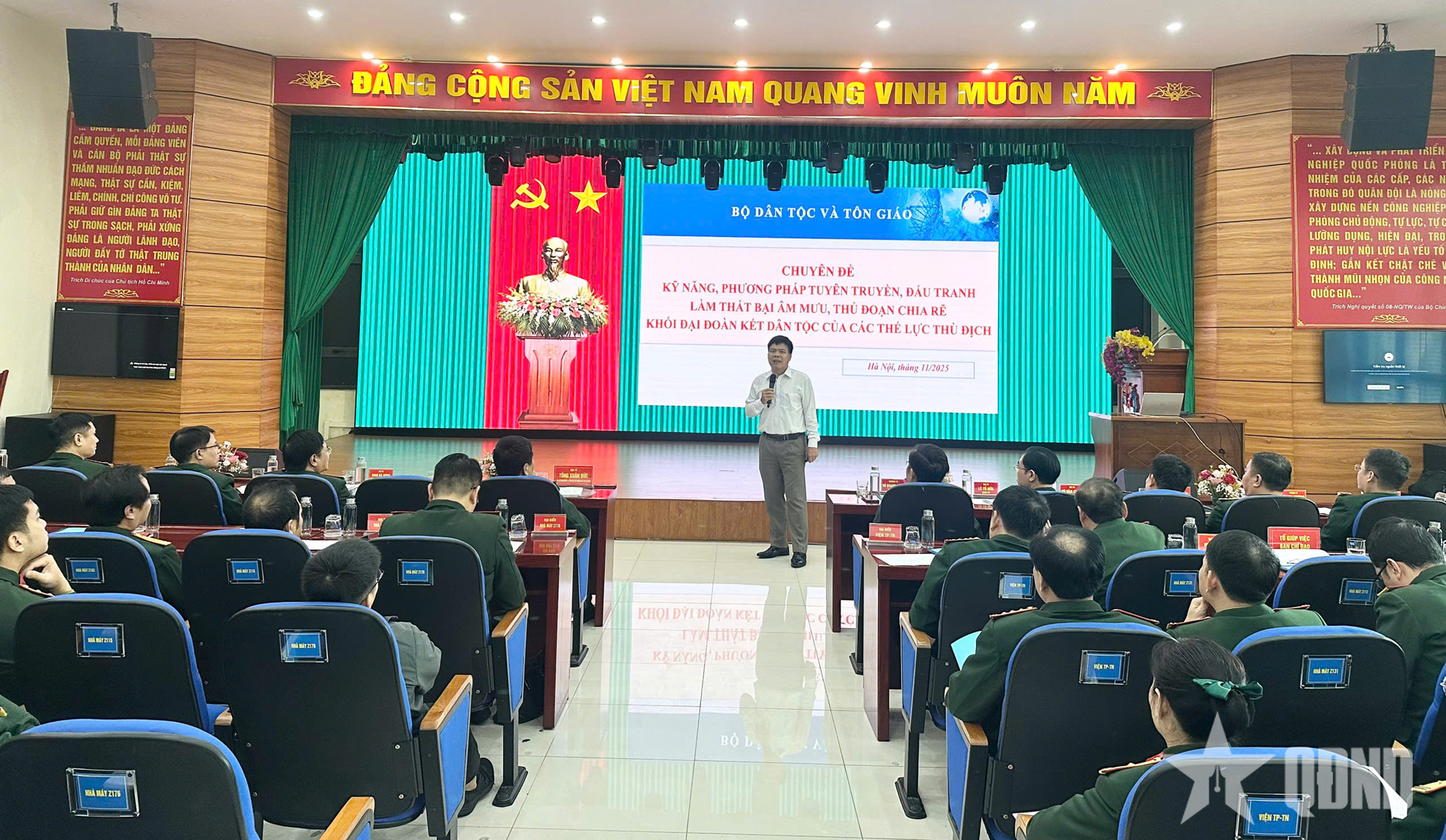 Tập huấn về kiến thức, kỹ năng tuyên truyền, vận động đồng bào dân tộc thiểu số 