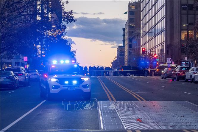 Vụ nổ súng gần Nhà Trắng: FBI điều tra theo hướng hành động khủng bố