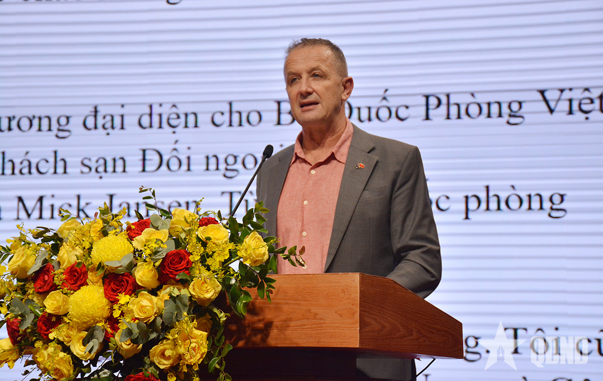 Gặp mặt cán bộ, học viên chương trình hợp tác quốc phòng Việt Nam-Australia