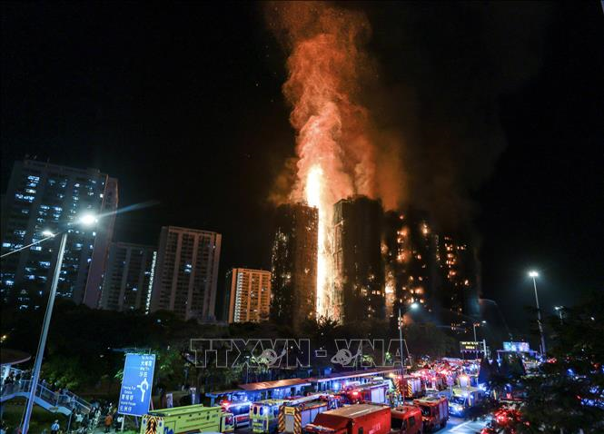 Vụ cháy chung cư ở Hong Kong (Trung Quốc): Số người thiệt mạng vẫn chưa dừng lại