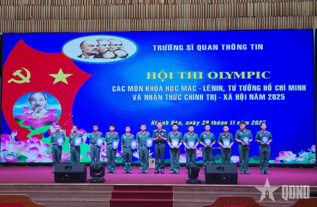 Trường Sĩ quan Thông tin: Hội thi đánh giá chất lượng dạy, học các môn khoa học xã hội và nhân văn 