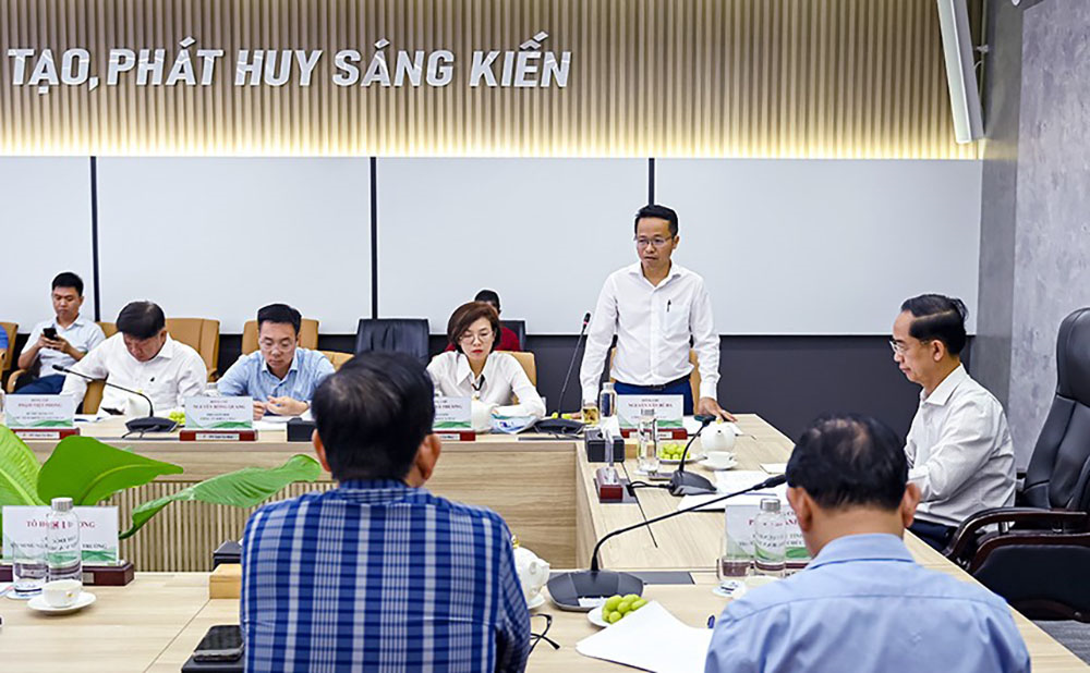 Đoàn công tác tỉnh Cà Mau đến thăm và làm việc tại PV GAS CA MAU