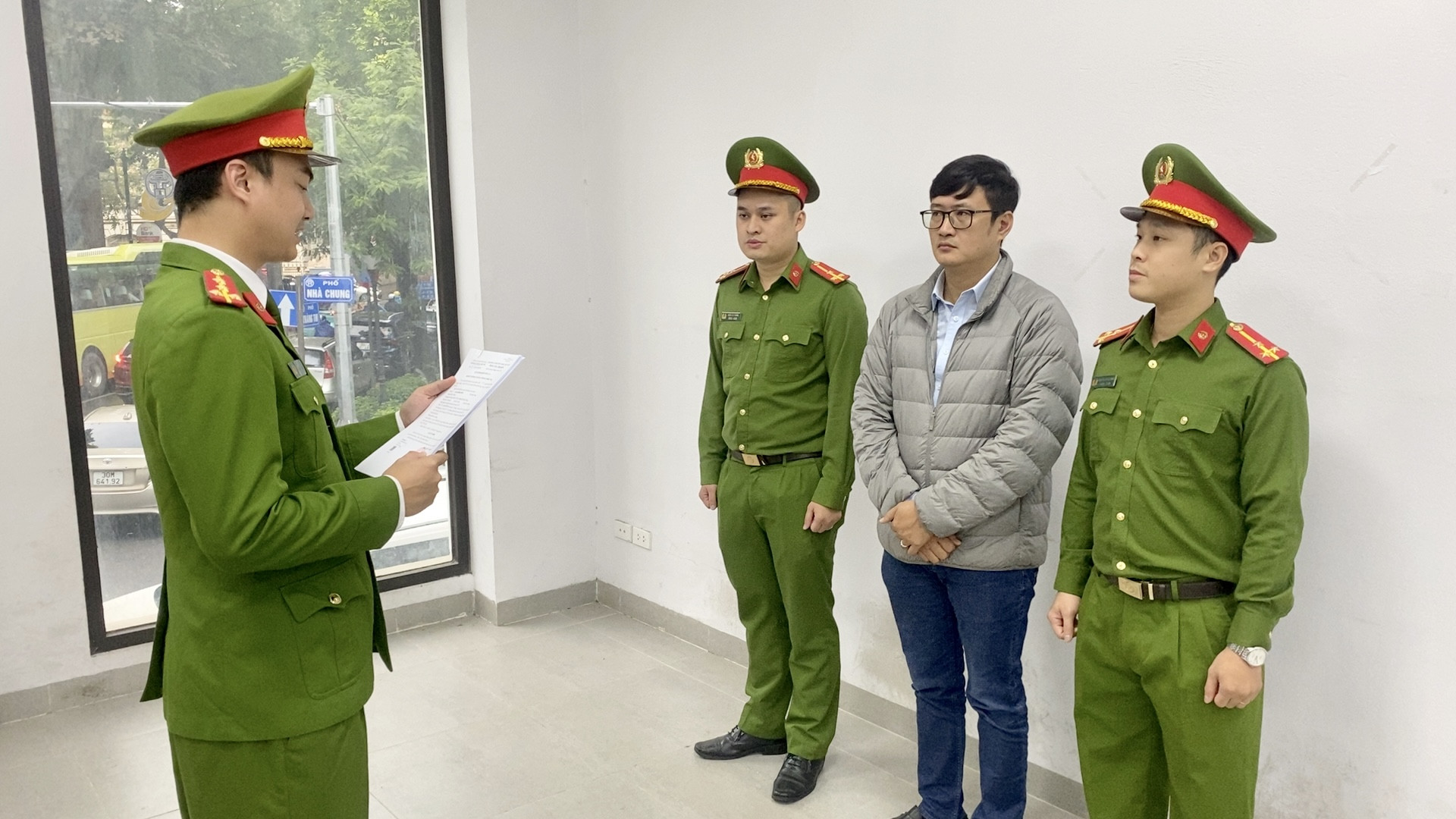 Hà Nội: Khởi tố 14 đối tượng vụ tranh chấp vị trí đỗ ô tô tại tầng hầm chung cư