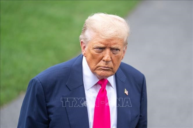 Mỹ đe dọa sử dụng vũ lực nếu Tổng thống Venezuela không từ chức