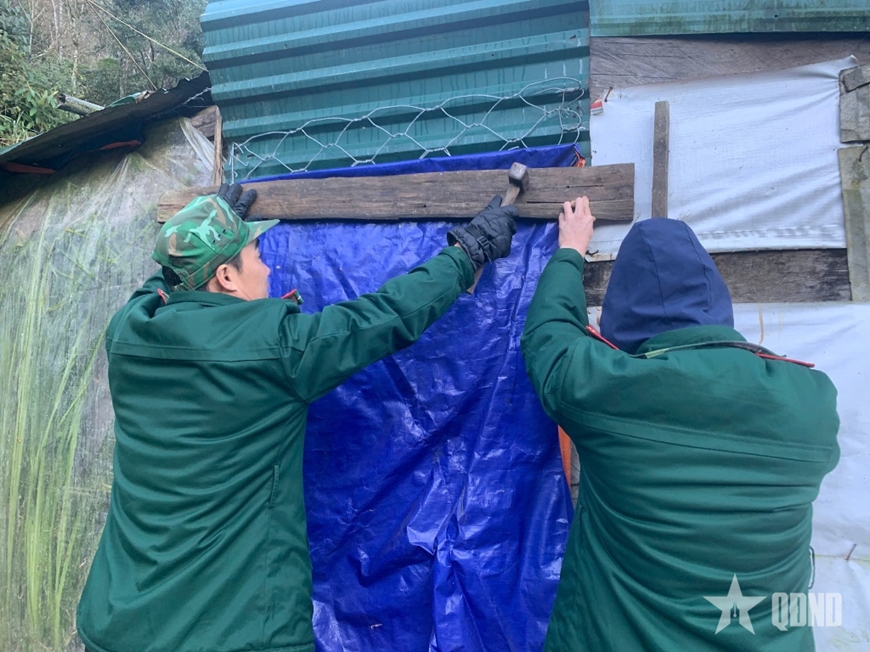 Nhiệt độ dưới 0°C, băng giá xuất hiện tại Na Ngoi (Nghệ An)