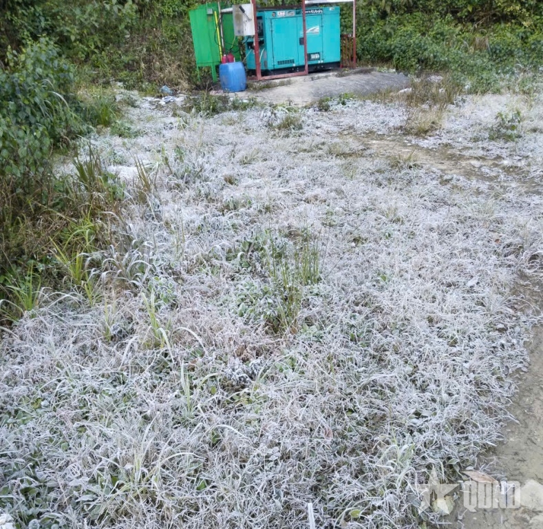 Nhiệt độ dưới 0°C, băng giá xuất hiện tại Na Ngoi (Nghệ An)