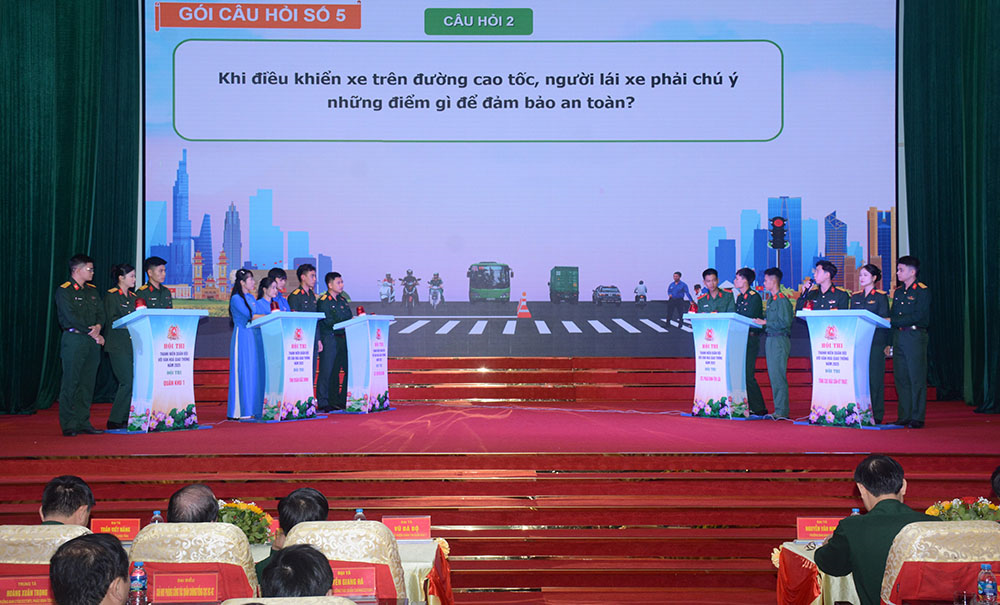 Lan tỏa ý thức chấp hành pháp luật giao thông