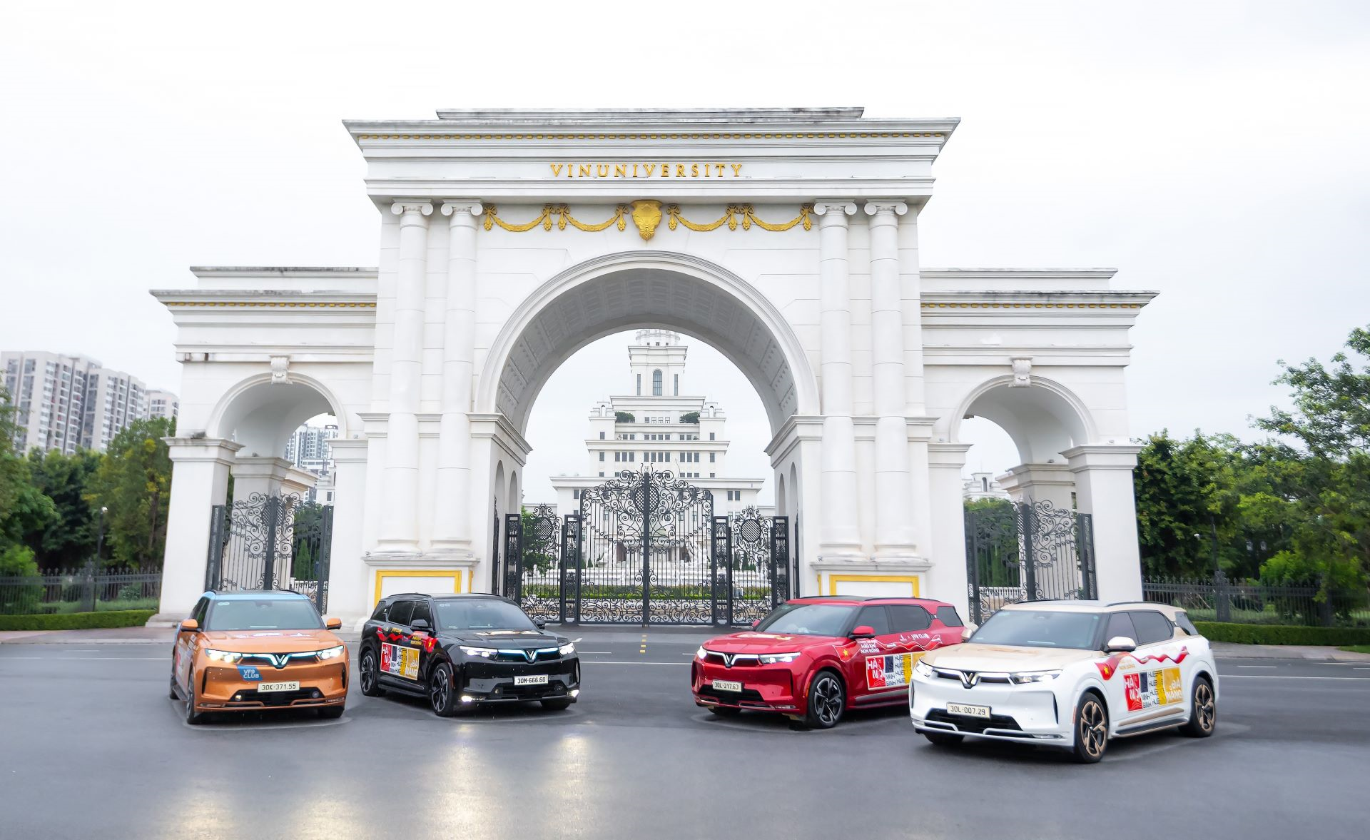 VinFast VF 9 - Trải nghiệm “khoang hạng nhất di động”, tiết kiệm ngay trăm triệu đồng khi mua xe