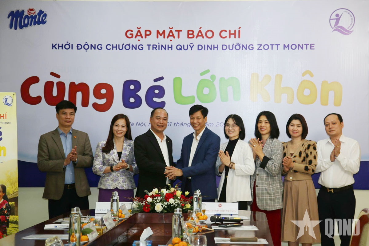 Khởi động chương trình Quỹ dinh dưỡng hỗ trợ trẻ em vùng cao