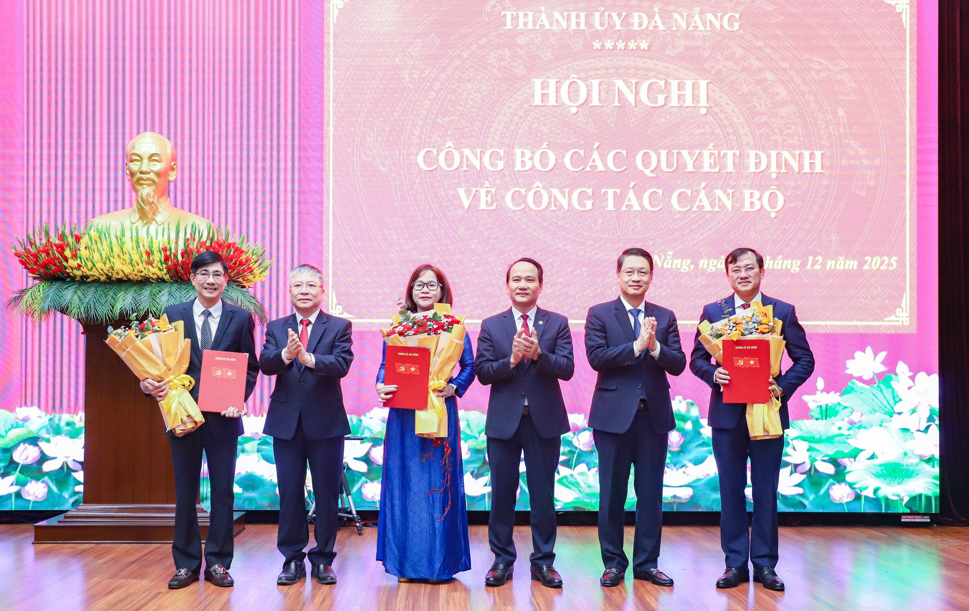 Đà Nẵng công bố các quyết định về công tác cán bộ