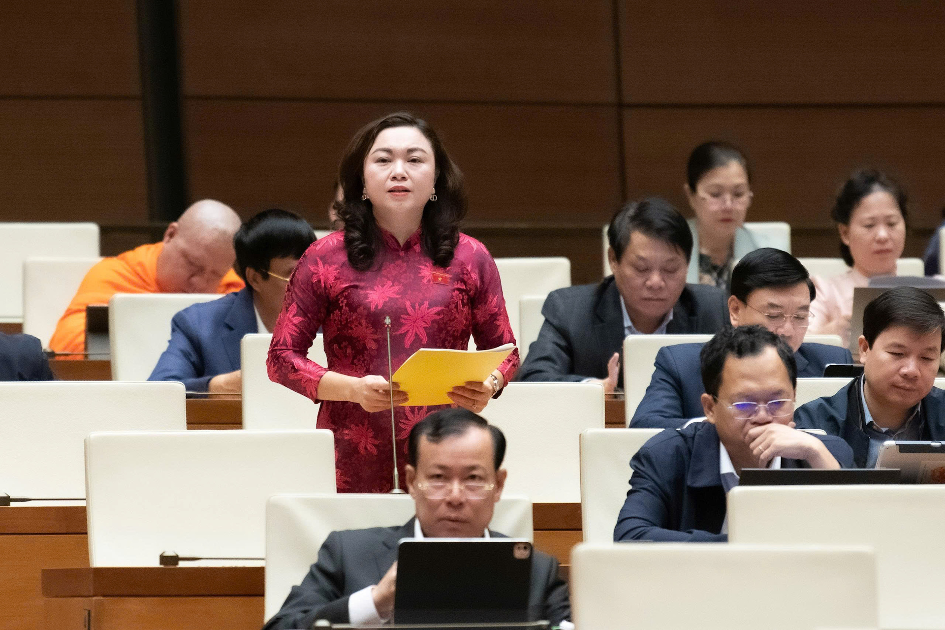 Tránh gây áp lực cho địa phương khi triển khai sổ sức khỏe điện tử