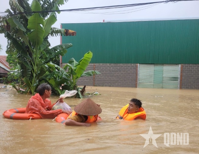 Rút kinh nghiệm từ đợt mưa lũ lịch sử tại Nam Trung Bộ-Bài 2: Phát huy vai trò của ban chỉ huy phòng thủ dân sự