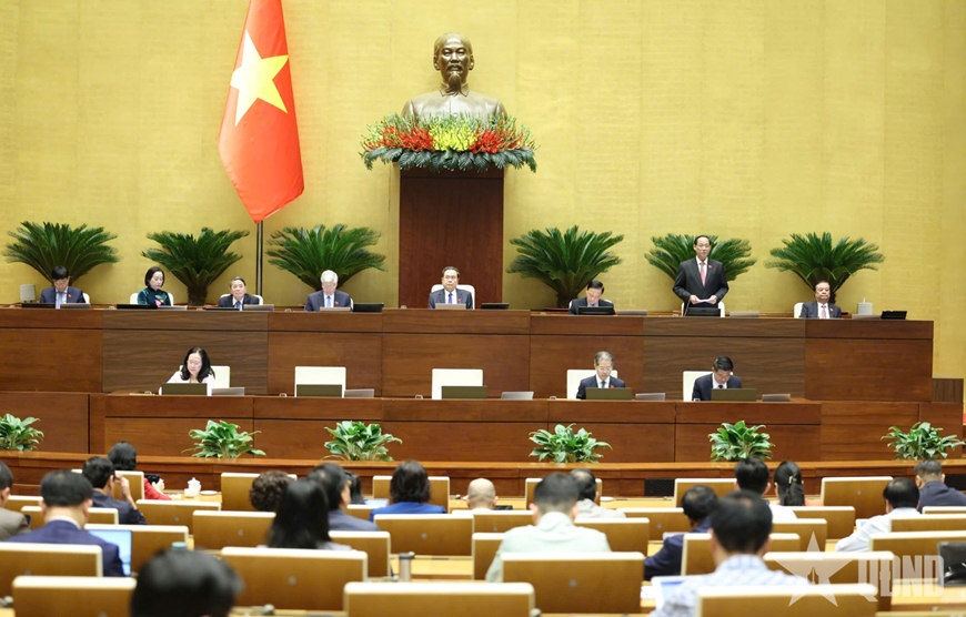 Chính phủ báo cáo Quốc hội việc thực hiện 16 nghị quyết chất vấn, giám sát chuyên đề