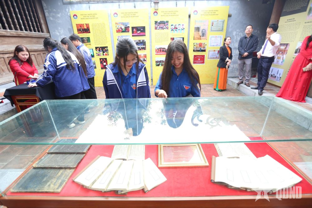 Triển lãm “Văn Miếu - Quốc Tử Giám và truyền thống giáo dục khoa bảng tỉnh Hà Tĩnh”