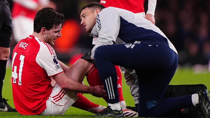 Tin thể thao (5-12): MU đánh rơi chiến thắng, Xuân Son tỏa sáng rực rỡ