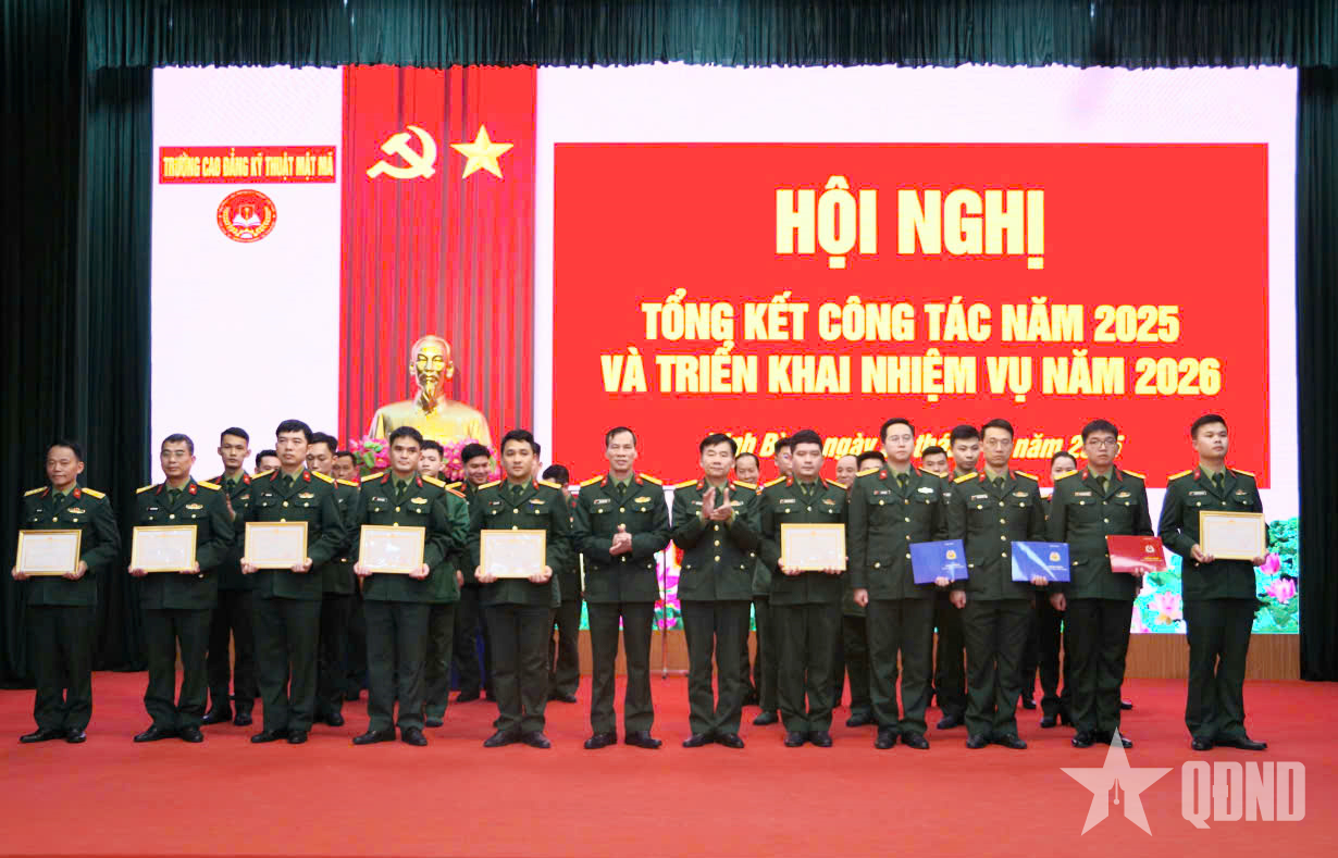 Góp phần xây dựng nguồn nhân lực cho ngành Cơ yếu tiến thẳng lên hiện đại

