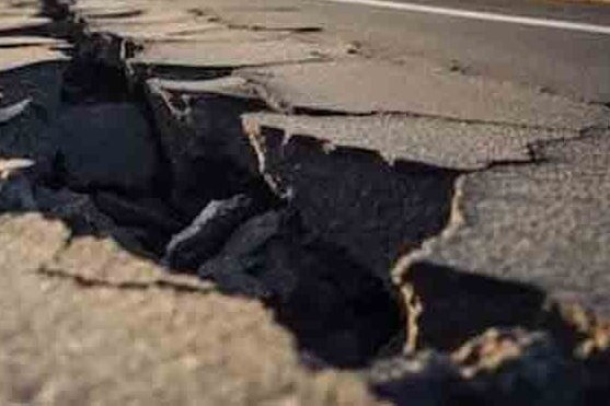 Động đất rung chuyển Tân Cương, Trung Quốc