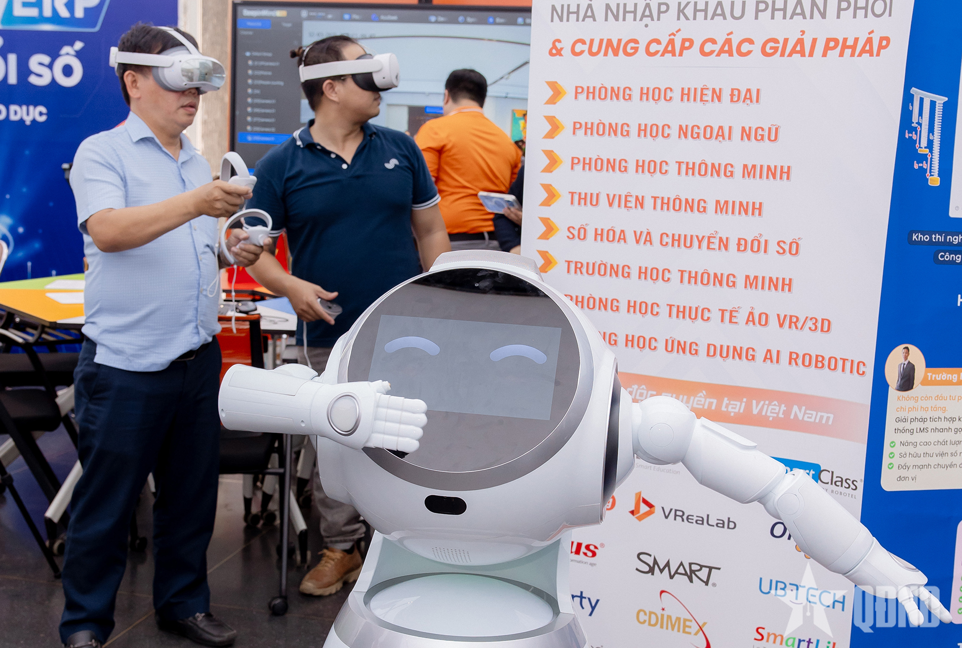 Thúc đẩy chuyển đổi số trong giáo dục và đào tạo