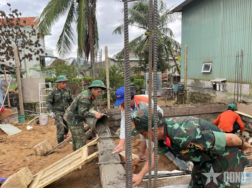 Lữ đoàn 572 (Quân khu 5) tham gia “Chiến dịch Quang Trung” tại Đắk Lắk