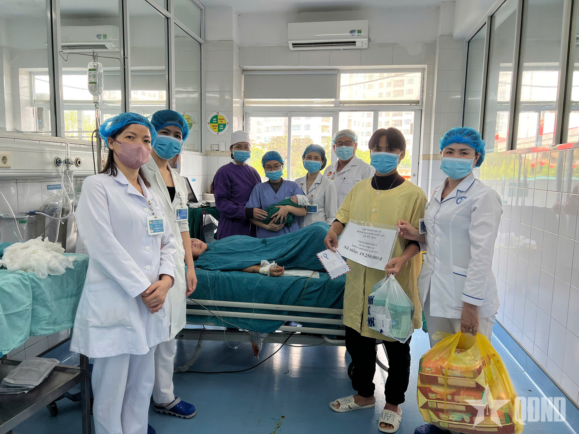 Sản phụ bỏng nặng đón con gái chào đời tại Bệnh viện Bỏng Quốc gia Lê Hữu Trác