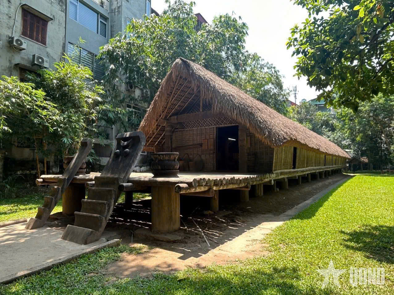 Không gian văn hóa Ê Đê được tái hiện sinh động tại Bảo tàng Dân tộc học Việt Nam

