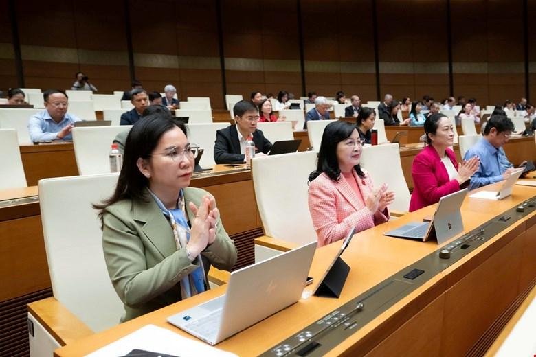 Luật sửa đổi, bổ sung một số điều của 10 luật liên quan đến an ninh, trật tự được thông qua với nhiều quy định mới