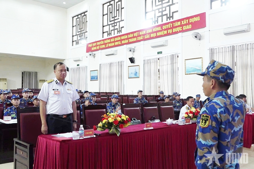 Lữ đoàn 162 nâng cao năng lực tác chiến, chỉ huy hiệp đồng của các kíp tàu