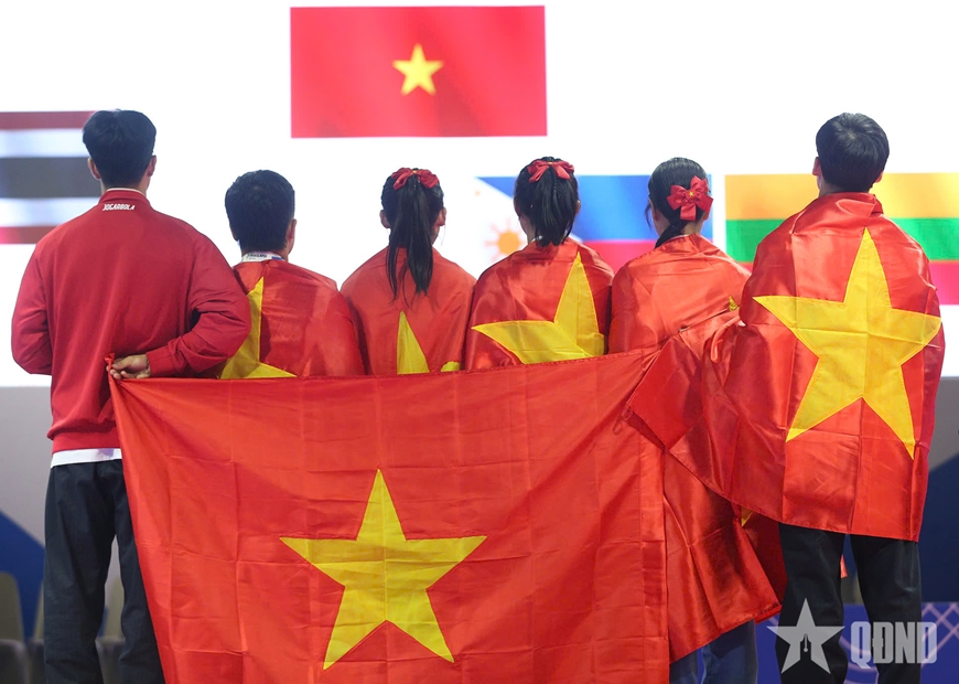 SEA Games 33 ngày 10-12: Những khoảnh khắc ấn tượng của thể thao Việt Nam

