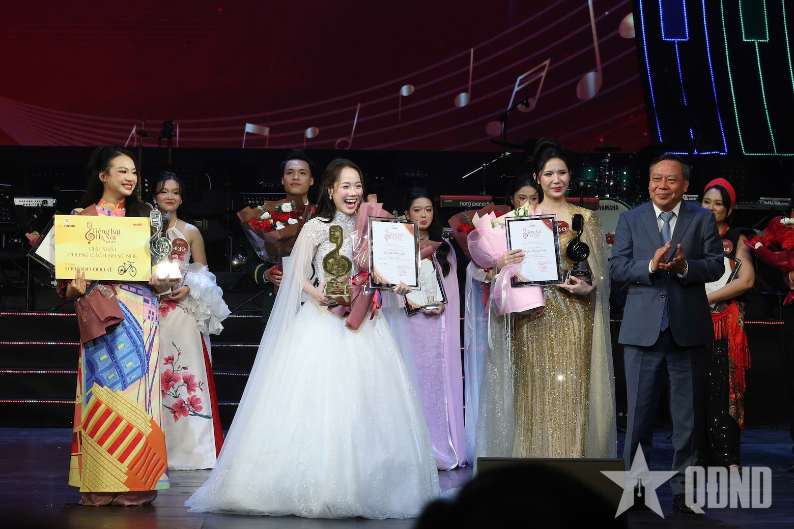 Đào Lê Phương Chi giành quán quân Tiếng hát Hà Nội 2025