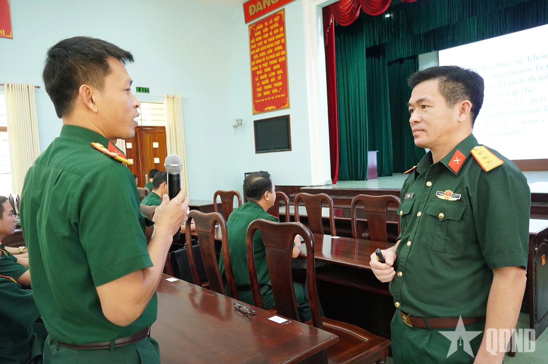 Thượng tá Lê Thanh: Người thầy thân thiện, truyền cảm hứng