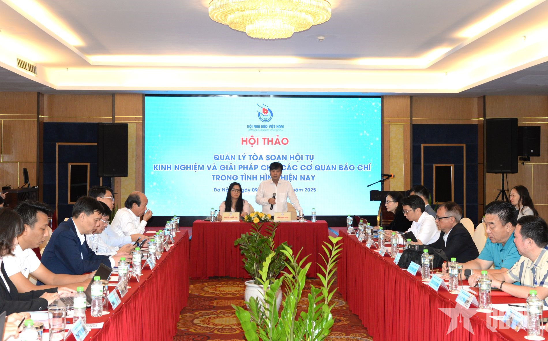 Quản lý tòa soạn hội tụ: Kinh nghiệm và giải pháp cho các cơ quan báo chí trong tình hình hiện nay