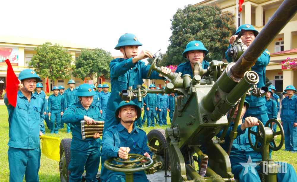 Hà Tĩnh: Xây dựng thế trận phòng không nhân dân vững mạnh, rộng khắp

