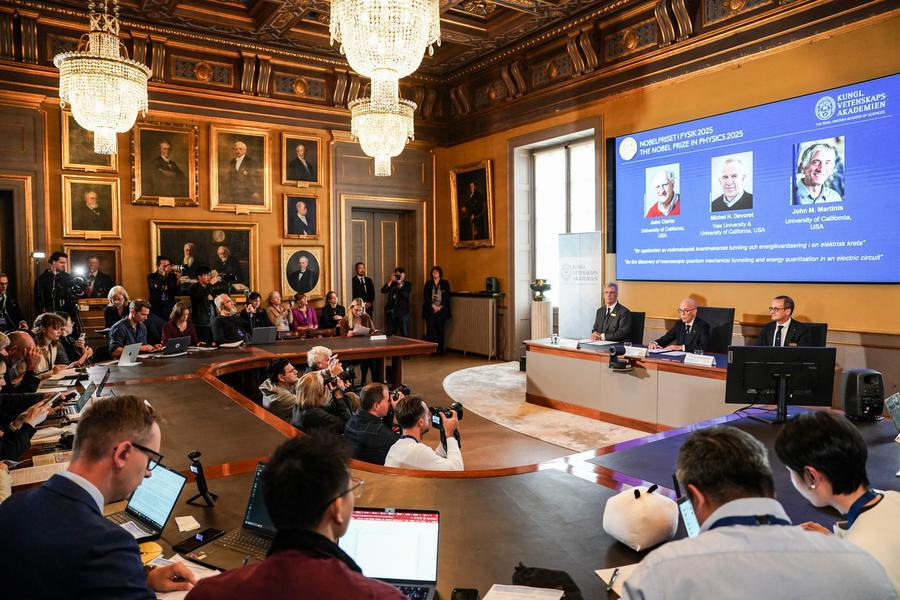 Trao giải Nobel năm 2025 tại Thụy Điển

