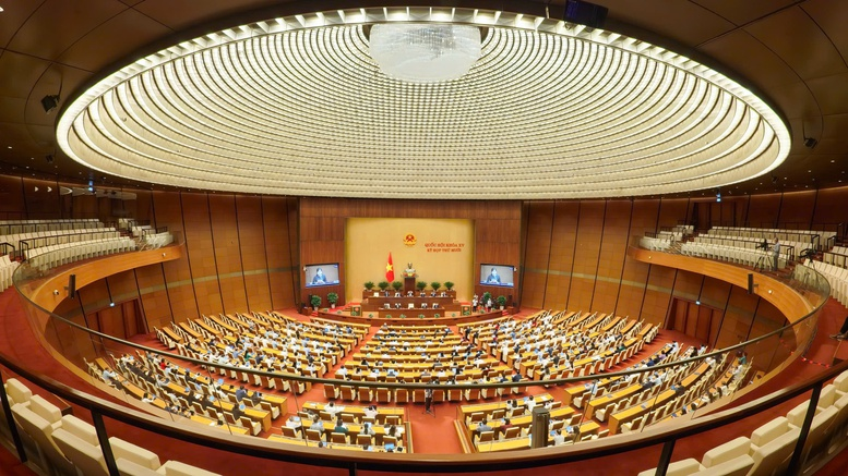 Xã luận: Pháp luật vì sự phát triển