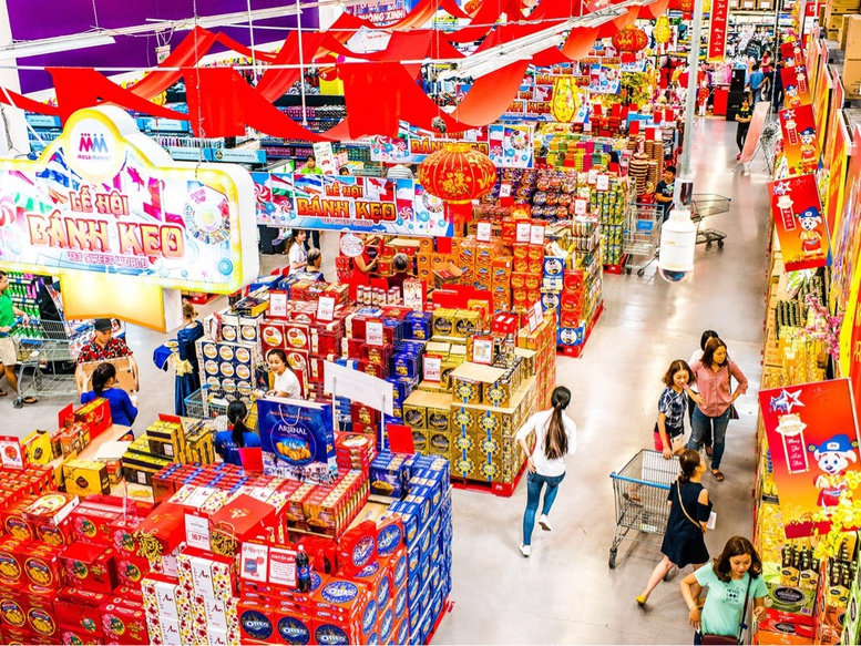 Thủ tướng yêu cầu khẩn trương khắc phục hậu quả thiên tai, phục hồi sản xuất kinh doanh, đẩy mạnh tiêu dùng, phục vụ nhu cầu Tết của nhân dân